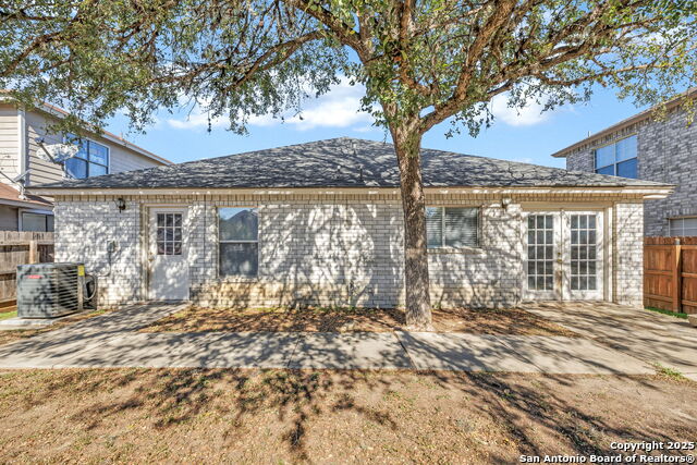 Listing photo id 32 for 7362 Rustling Brook