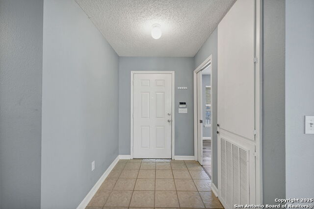 Listing photo id 3 for 7362 Rustling Brook