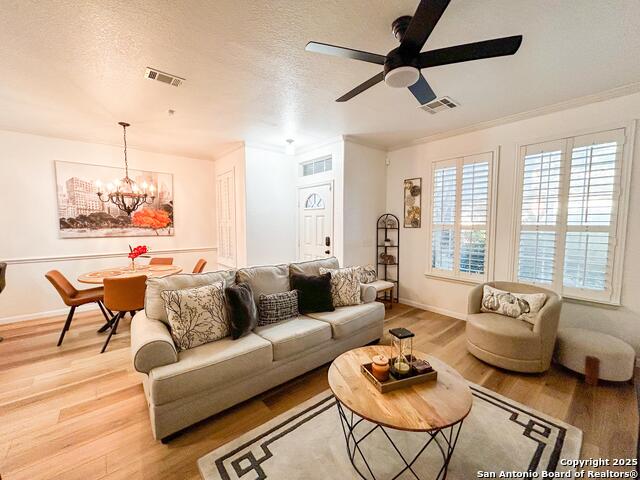 Image 3 of 19 For 2508 Grayson Cir