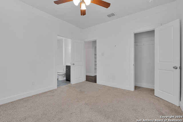 Listing photo id 9 for 438 Vanderbilt