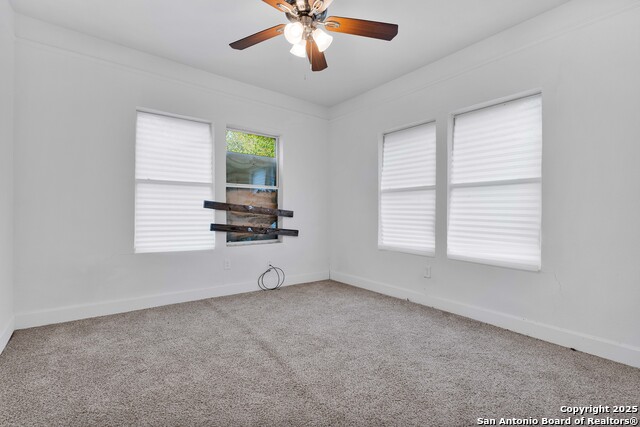 Listing photo id 13 for 438 Vanderbilt