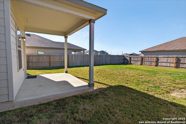 Image 32 of 43 For 7811 Champion Creek