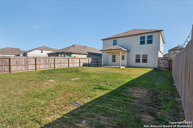 Image 34 of 43 For 7811 Champion Creek