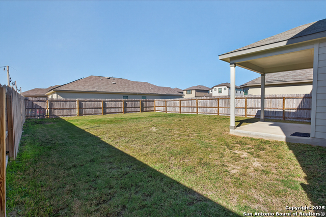 Image 35 of 43 For 7811 Champion Creek