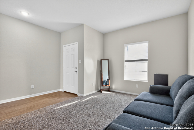 Image 4 of 43 For 7811 Champion Creek