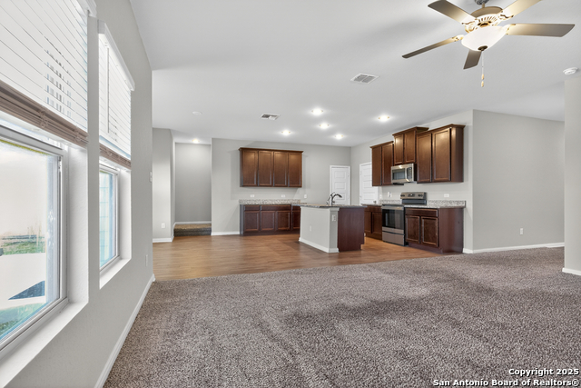 Image 7 of 43 For 7811 Champion Creek