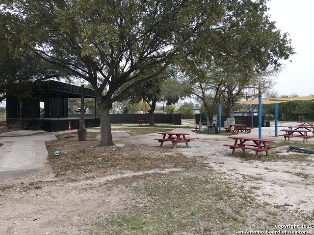 Image 15 of 33 For 1600 General Mcmullen S