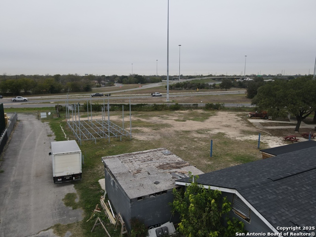 Image 28 of 33 For 1600 General Mcmullen S