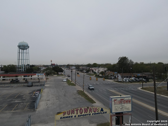 Image 8 of 33 For 1600 General Mcmullen S