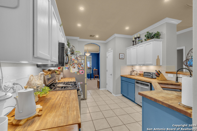 Image 17 of 40 For 1933 Spotted Owl