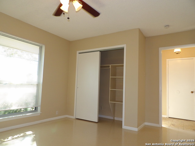 Image 14 of 21 For 5637 Walzem  