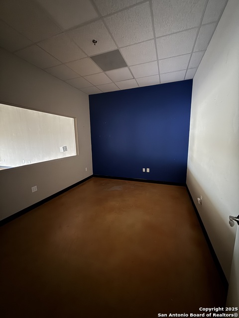 Listing photo id 4 for 1415 Walnut E 200