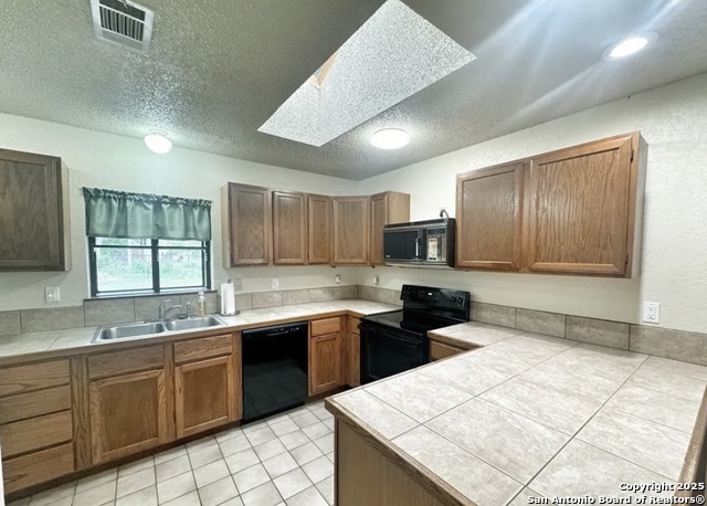 Image 8 of 23 For 1291 Edgewater