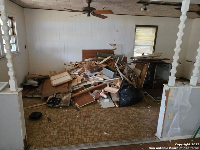 Image 11 of 34 For 105 Moss N