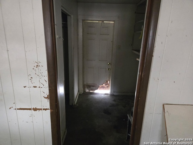 Image 12 of 34 For 105 Moss N