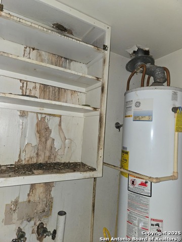 Image 23 of 34 For 105 Moss N