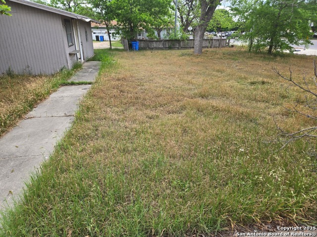 Image 26 of 34 For 105 Moss N