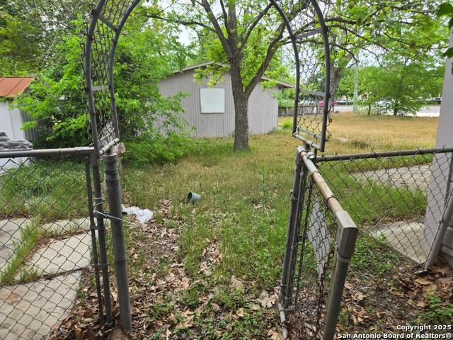 Image 30 of 34 For 105 Moss N