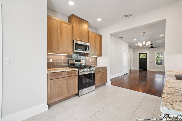 Image 11 of 32 For 524 Hunstock