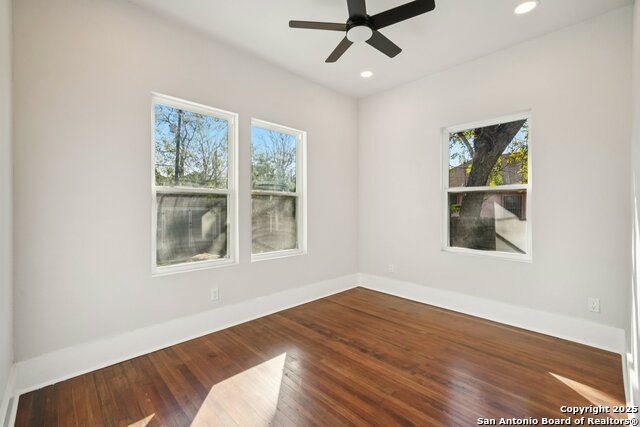 Image 19 of 32 For 524 Hunstock