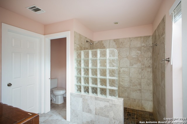 Image 11 of 27 For 282 Hill Top Ln