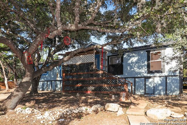 Image 2 of 30 For 833 High Dr  