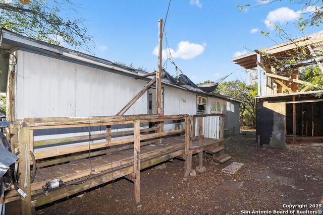 Image 28 of 30 For 833 High Dr  