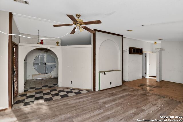 Image 8 of 30 For 833 High Dr  