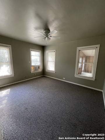 Image 20 of 39 For 935 Allen Ave