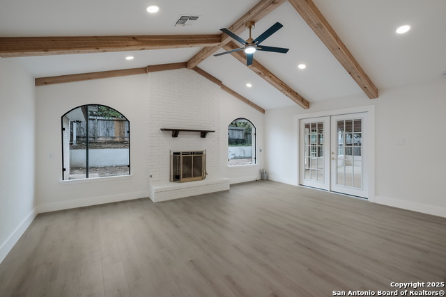 Image 21 of 36 For 6006 Forest Ledge