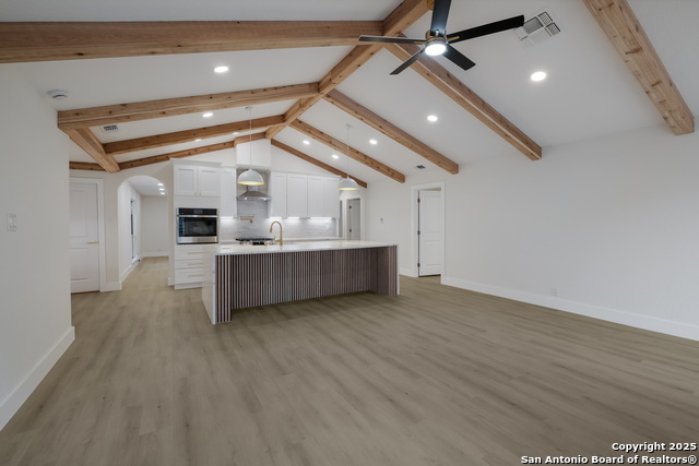 Image 24 of 36 For 6006 Forest Ledge