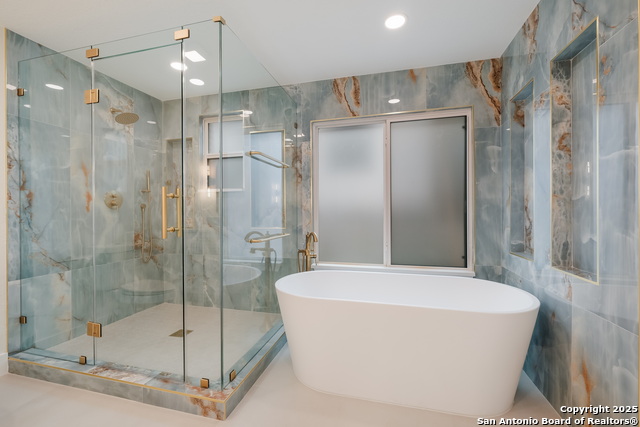 Image 28 of 36 For 6006 Forest Ledge