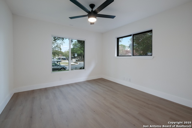 Image 32 of 36 For 6006 Forest Ledge