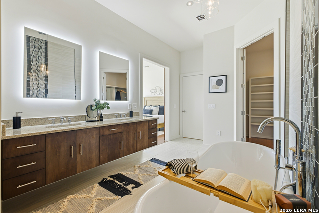 Image 18 of 36 For 1136 Quincy E 1136