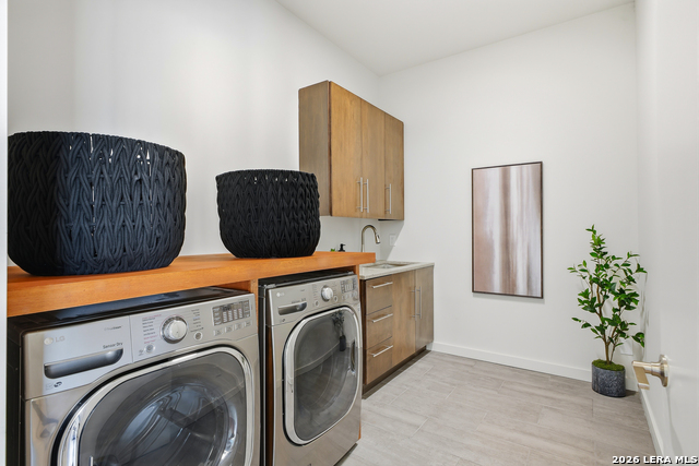 Image 31 of 36 For 1136 Quincy E 1136