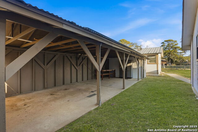 Image 19 of 21 For 402 Mockingbird