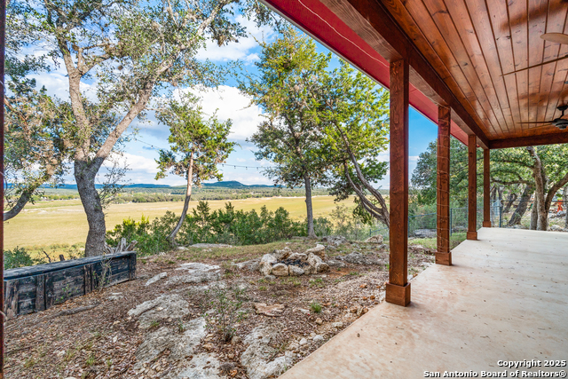 Image 28 of 45 For 1110 Grandview