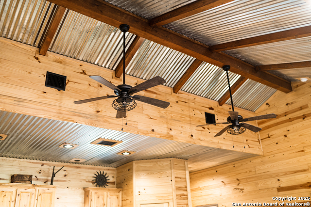 Image 33 of 45 For 1110 Grandview