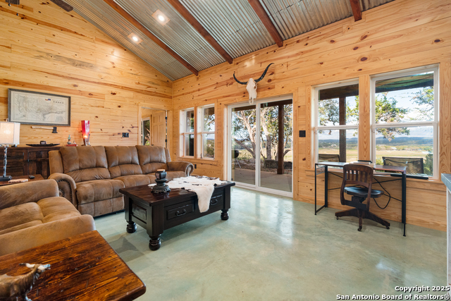 Image 9 of 45 For 1110 Grandview