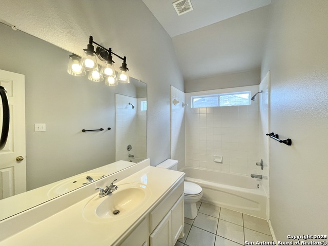 Image 21 of 28 For 1326 Delmont