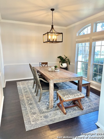 Image 3 of 28 For 1326 Delmont