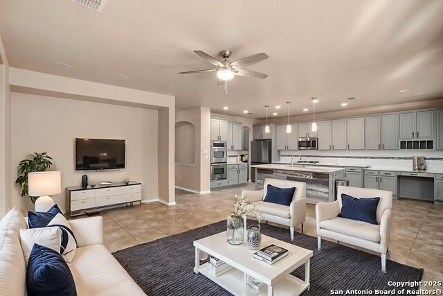 Image 11 of 44 For 4002 Calle De Cobre