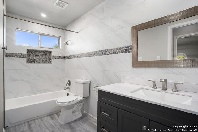 Image 29 of 44 For 4002 Calle De Cobre