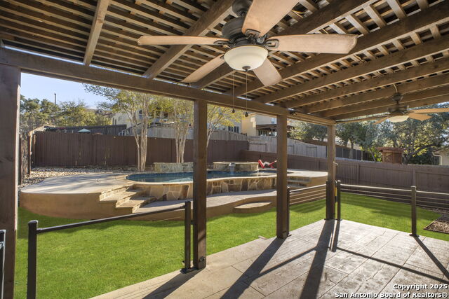 Image 33 of 44 For 4002 Calle De Cobre