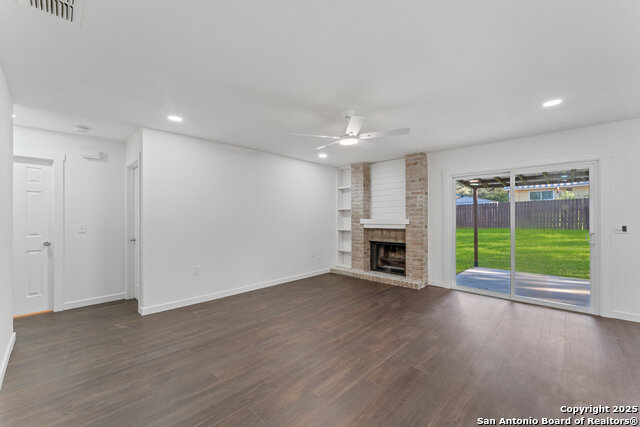 Image 11 of 37 For 5914 Brambletree