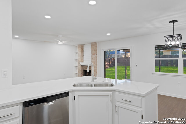 Image 16 of 37 For 5914 Brambletree