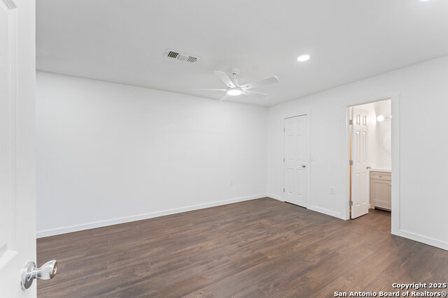 Image 23 of 37 For 5914 Brambletree