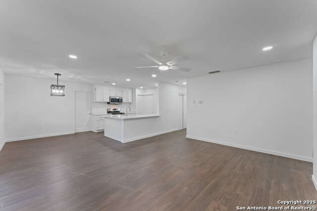 Image 9 of 37 For 5914 Brambletree