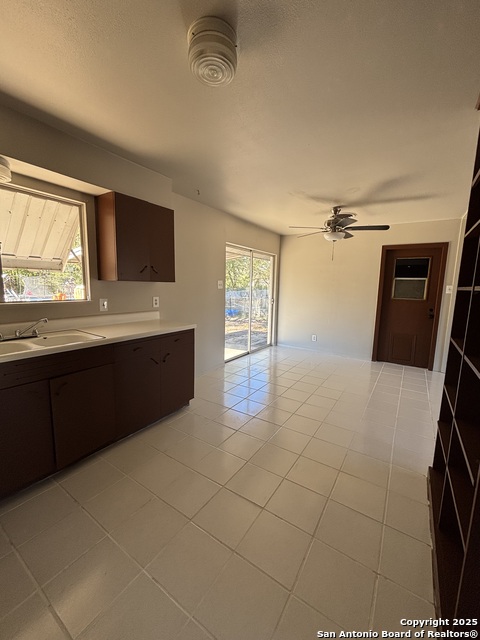 Image 7 of 14 For 4215 Renault