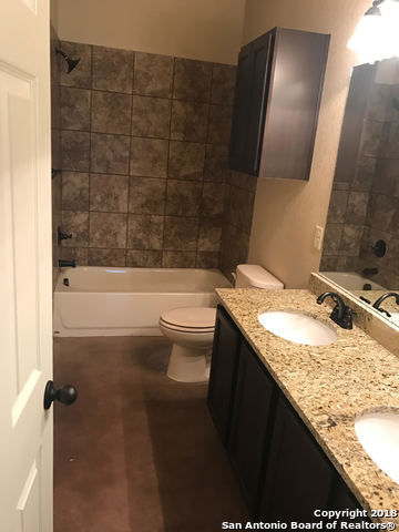 Image 8 of 11 For 2612 - 2614 Pahmeyer